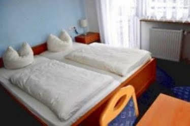 Hotel Discovery 3*